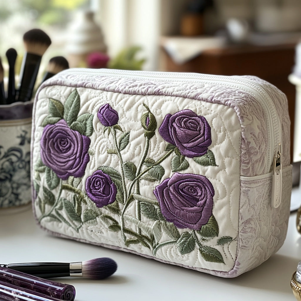 Blüte im Mondlicht – Gesteppte Kosmetiktasche