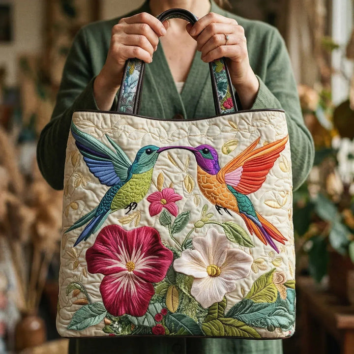 Kolibri mit weißen Blüten – Gesteppte Tasche
